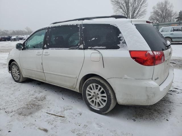 2007 Toyota Sienna XLE