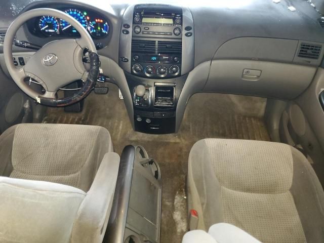 2008 Toyota Sienna CE