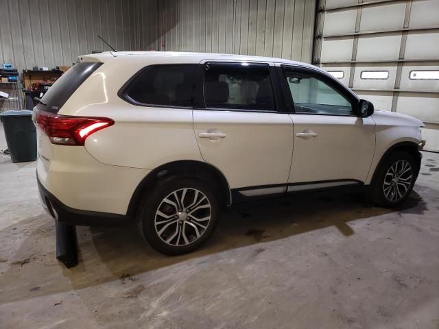 2016 Mitsubishi Outlander SE