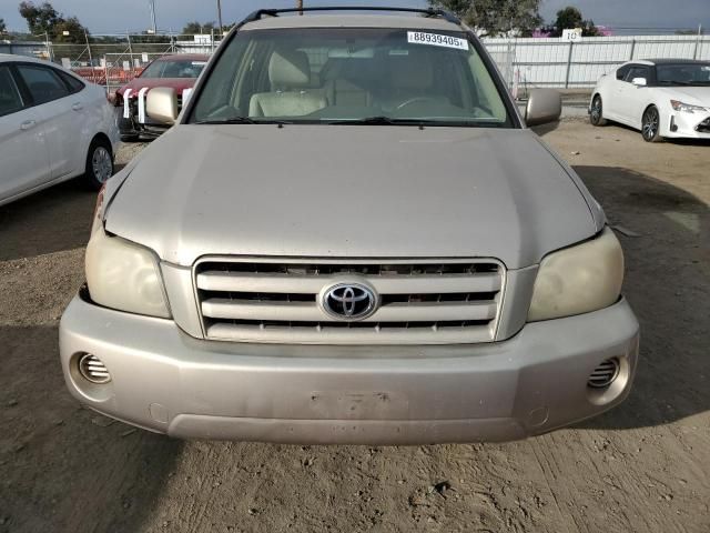 2004 Toyota Highlander Base