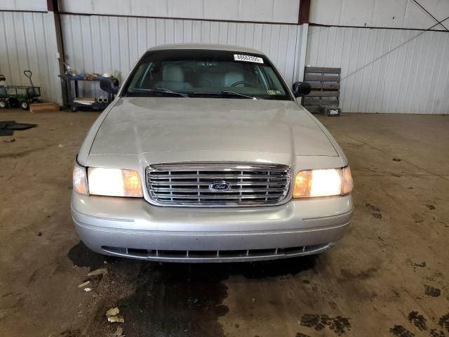 2008 Ford Crown Victoria LX