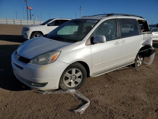 2004 Toyota Sienna XLE