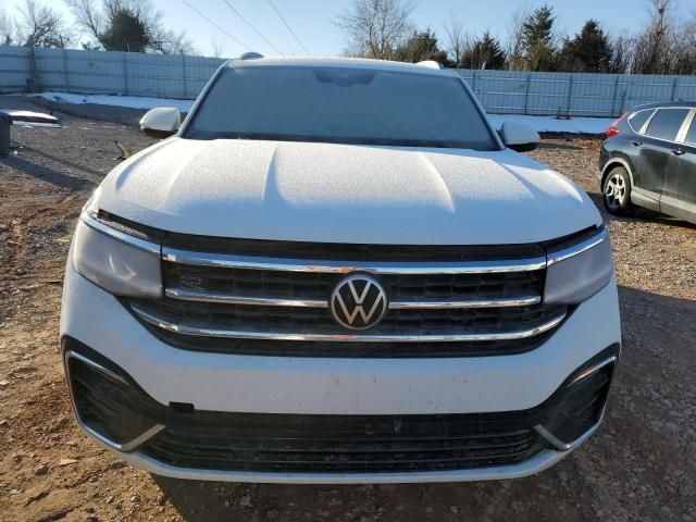 2022 Volkswagen Atlas Cross Sport SEL R-Line