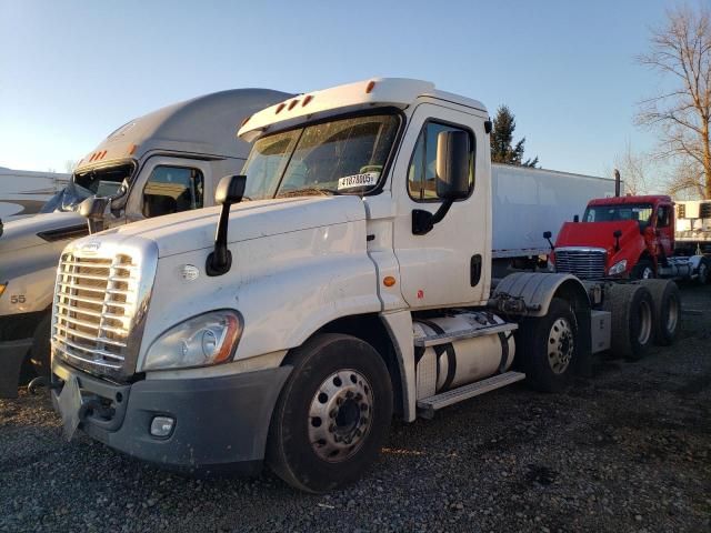 2016 Freightliner Cascadia 125