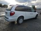 2006 Chrysler Town & Country LX