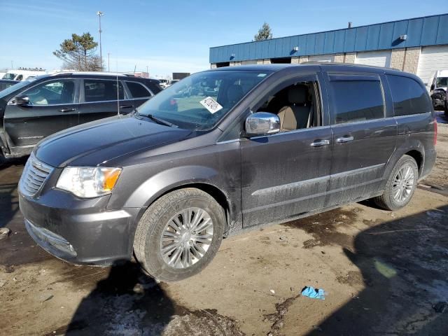 2016 Chrysler Town & Country Touring L