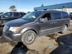 Chrysler Vehiculos salvage en venta: 2016 Chrysler Town & Country Touring L