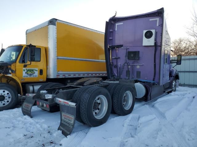 2017 Kenworth Construction T680