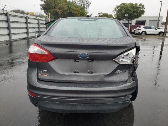 2015 Ford Fiesta SE