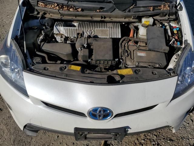 2014 Toyota Prius PLUG-IN