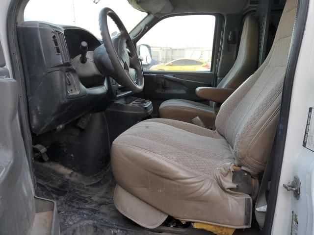 2004 Chevrolet Express G3500