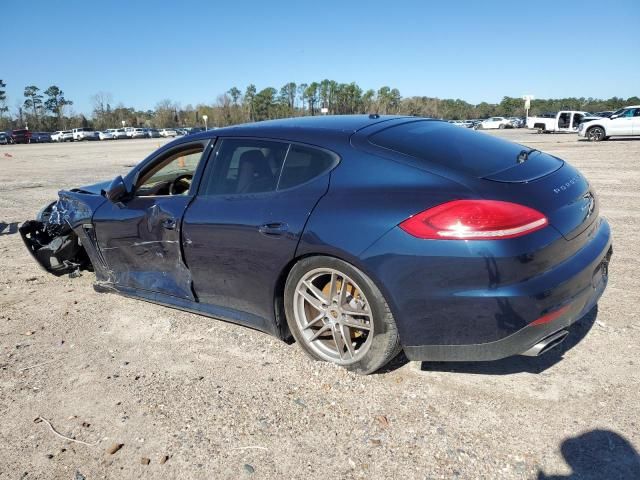 2015 Porsche Panamera 2