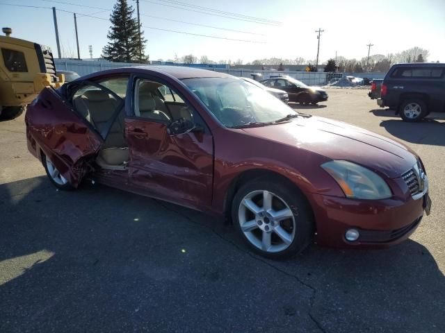 2004 Nissan Maxima SE