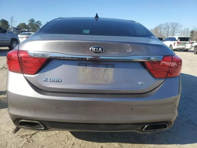 2015 KIA K900