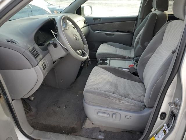 2008 Toyota Sienna CE