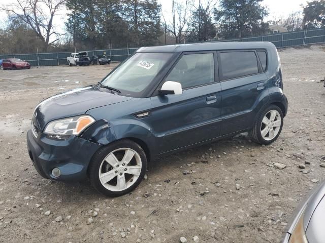 2010 KIA Soul +