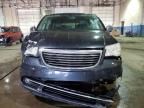 2014 Chrysler Town & Country Touring L