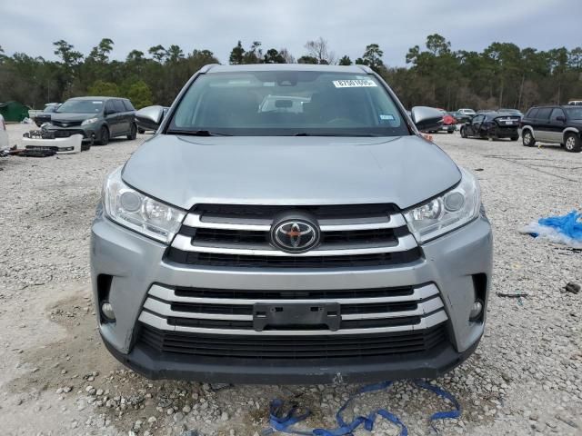 2018 Toyota Highlander SE