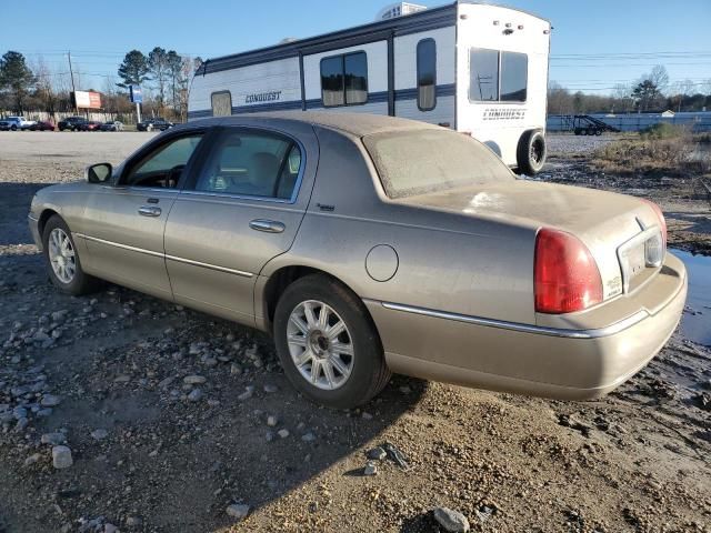 2010 Lincoln Town Car Signature Limited