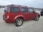 2005 Nissan Pathfinder LE