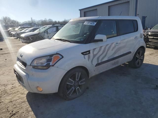 2011 KIA Soul +