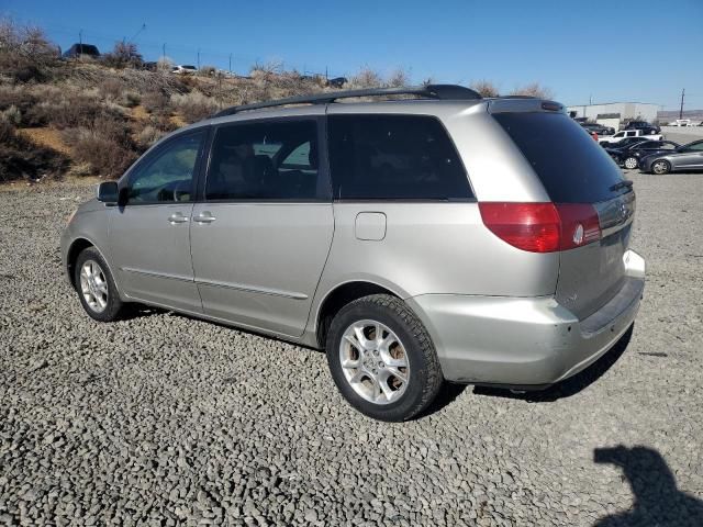 2004 Toyota Sienna XLE