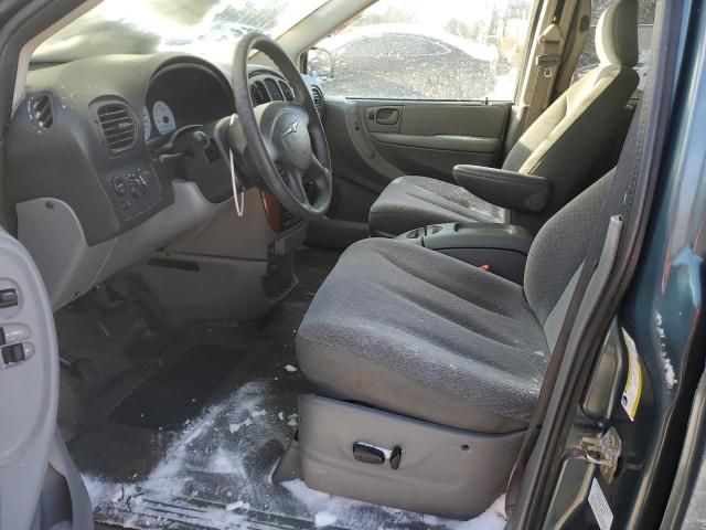 2006 Chrysler Town & Country