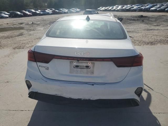 2022 KIA Forte FE