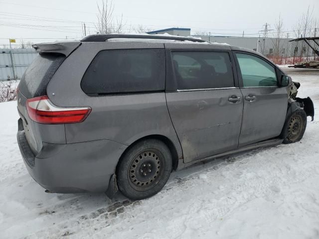 2015 Toyota Sienna LE