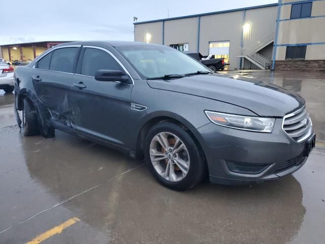 2017 Ford Taurus SE