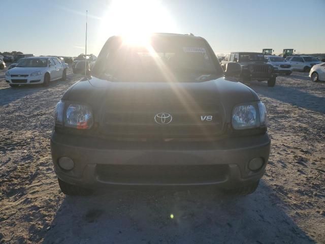 2004 Toyota Sequoia SR5