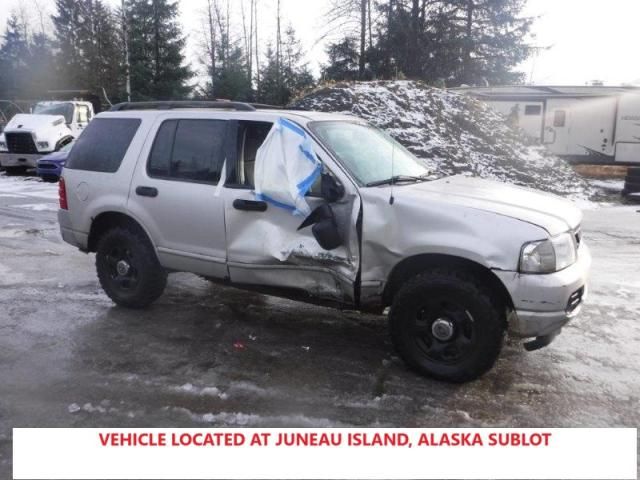 2004 Ford Explorer XLT