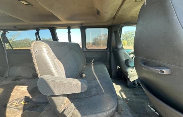 2002 Chevrolet Express G3500