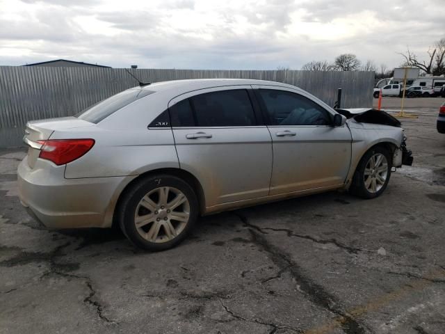 2012 Chrysler 200 Touring