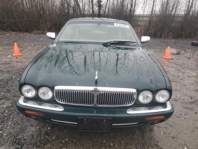 2000 Jaguar Vandenplas