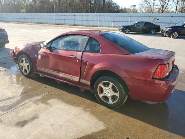 2004 Ford Mustang