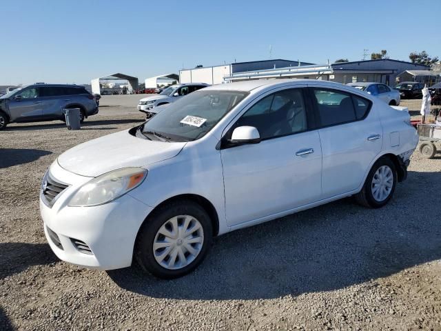 2013 Nissan Versa S