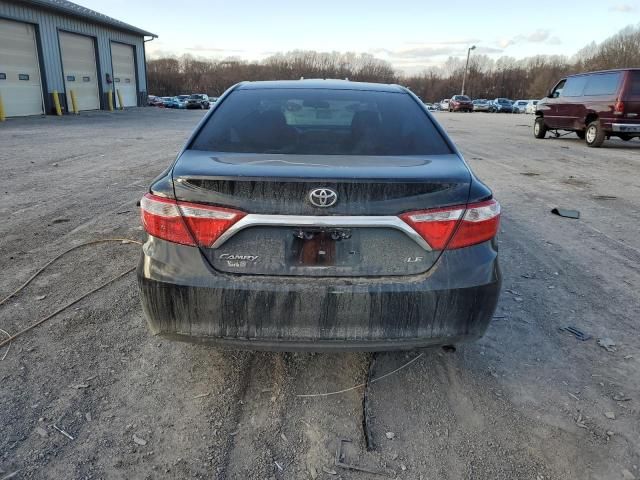 2016 Toyota Camry LE