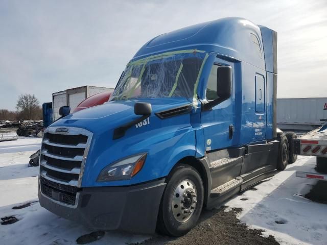 2021 Freightliner Cascadia 126