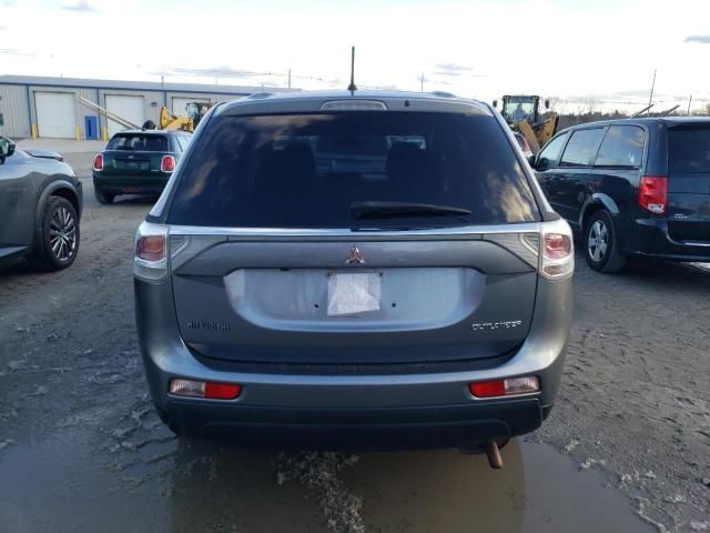 2014 Mitsubishi Outlander SE