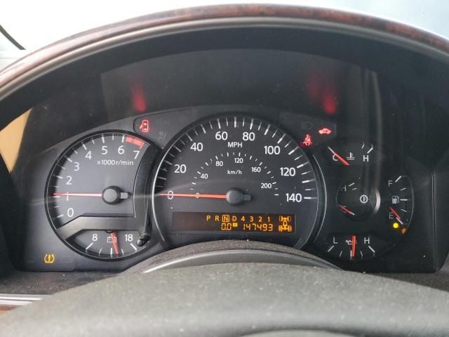 2004 Nissan Armada SE