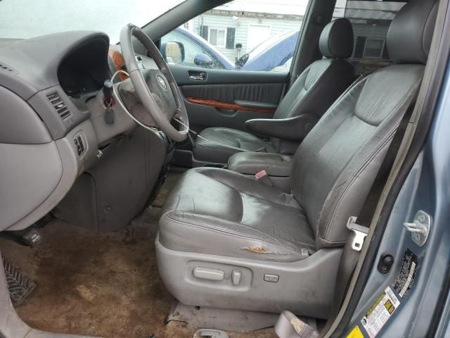 2007 Toyota Sienna XLE