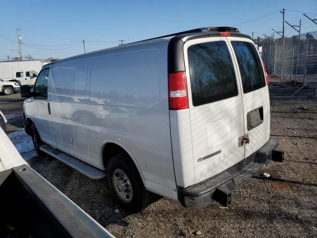 2021 Chevrolet Express G2500