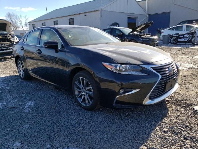 2017 Lexus ES 300H