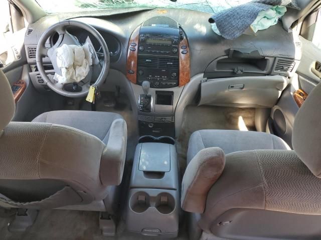 2006 Toyota Sienna XLE