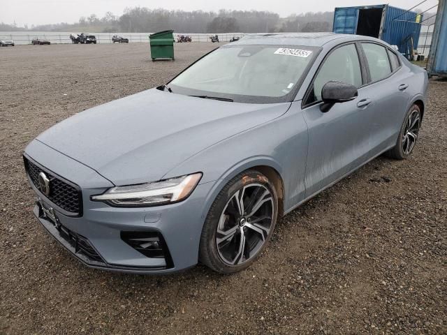 2024 Volvo S60 Plus