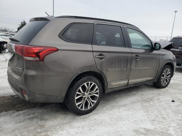 2016 Mitsubishi Outlander SE