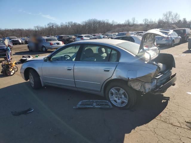 2004 Nissan Altima Base