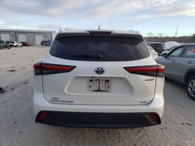 2021 Toyota Highlander Hybrid XLE