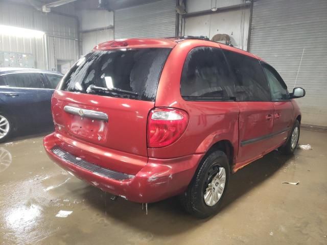 2007 Chrysler Town & Country LX